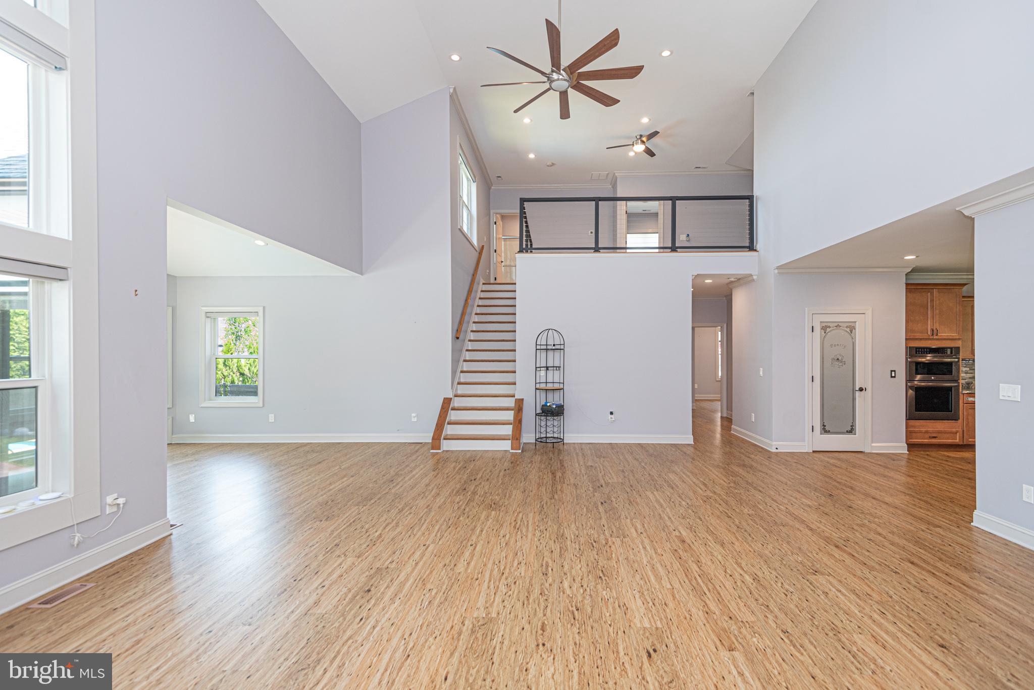 KINGSTON RIDGE - Residential