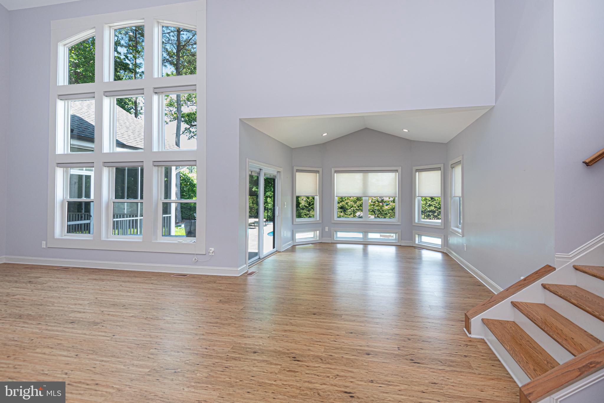 KINGSTON RIDGE - Residential