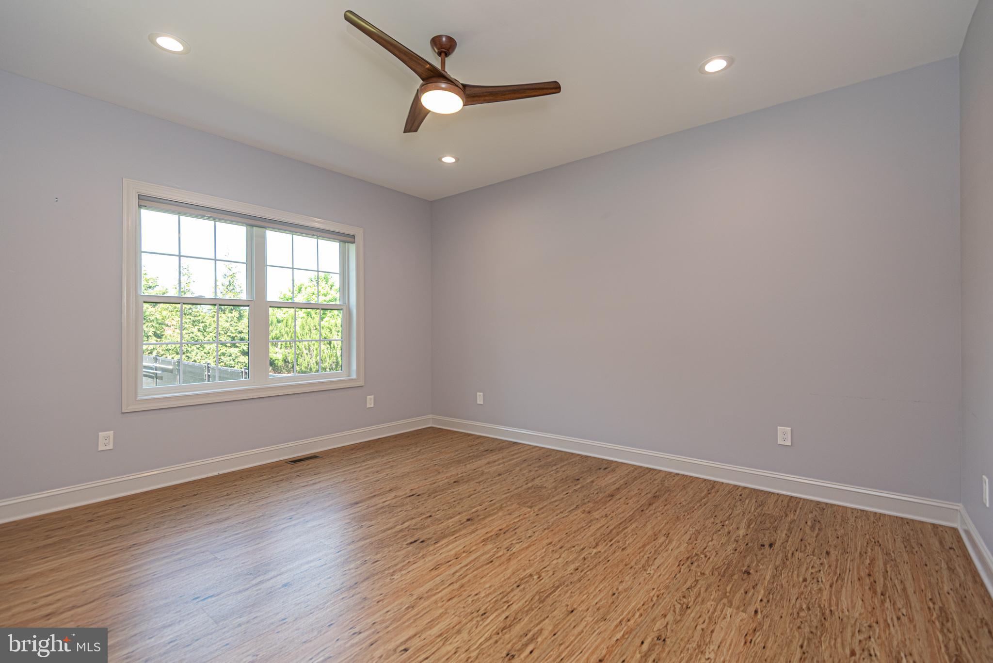 KINGSTON RIDGE - Residential
