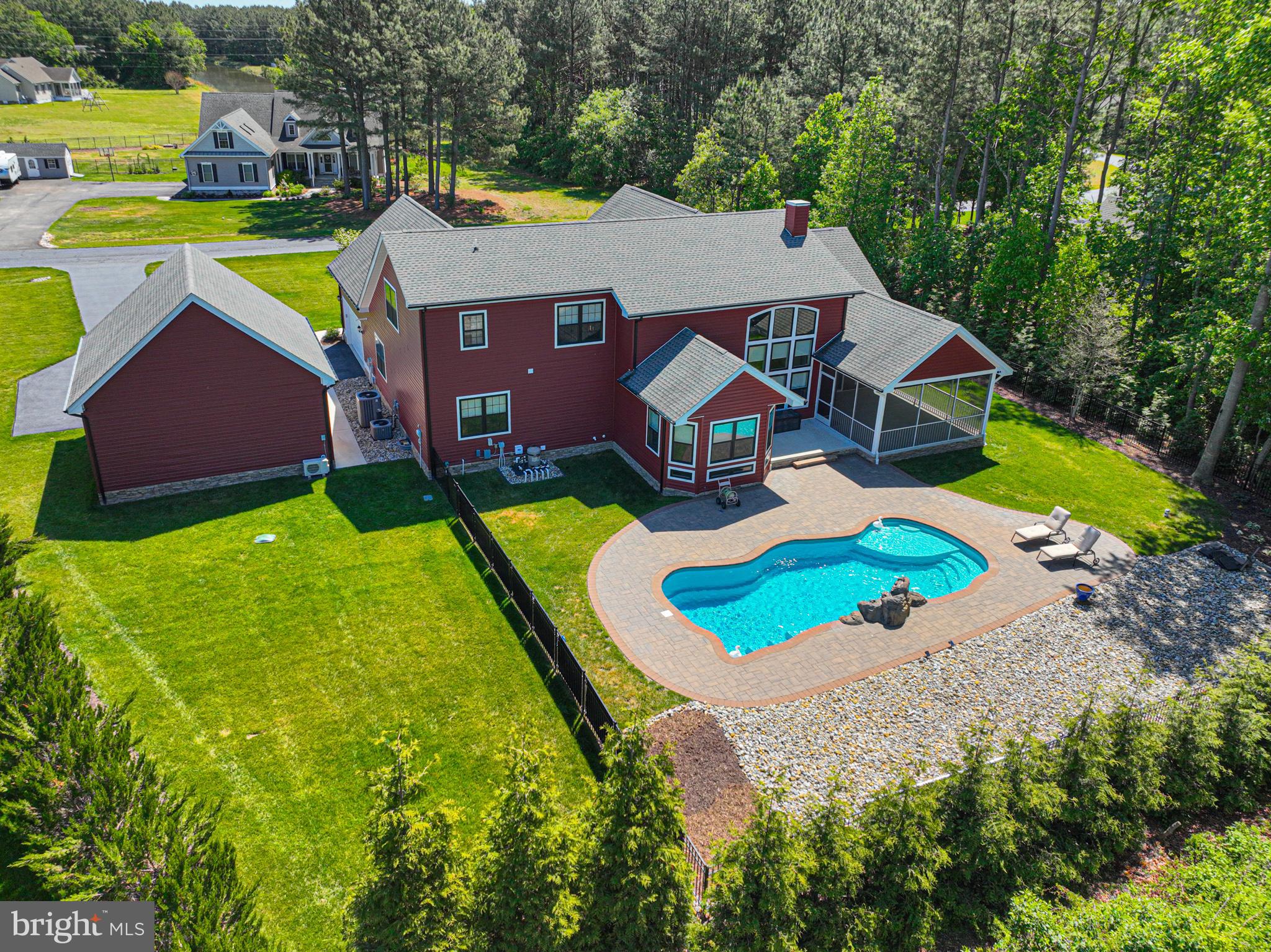 KINGSTON RIDGE - Residential