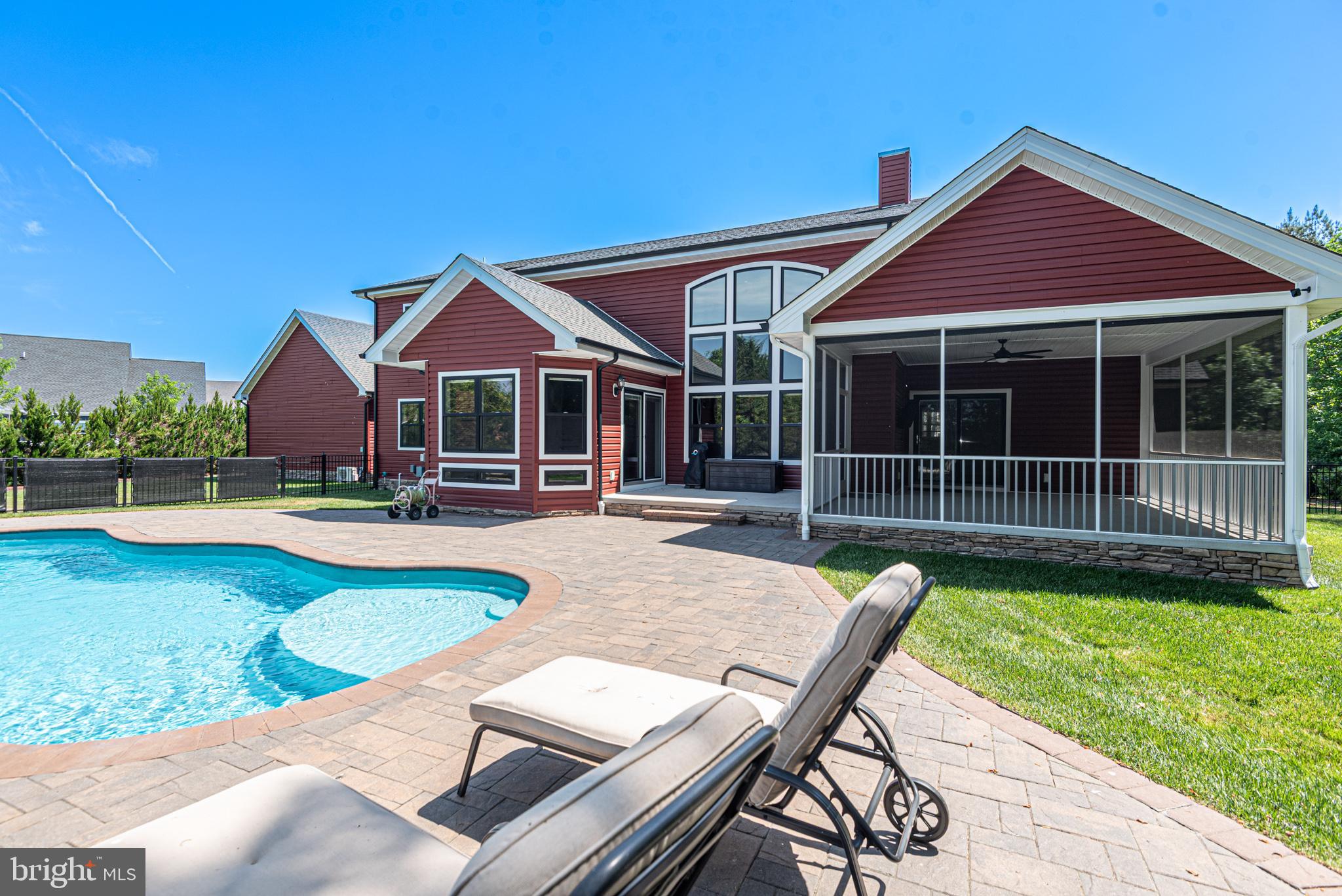 KINGSTON RIDGE - Residential