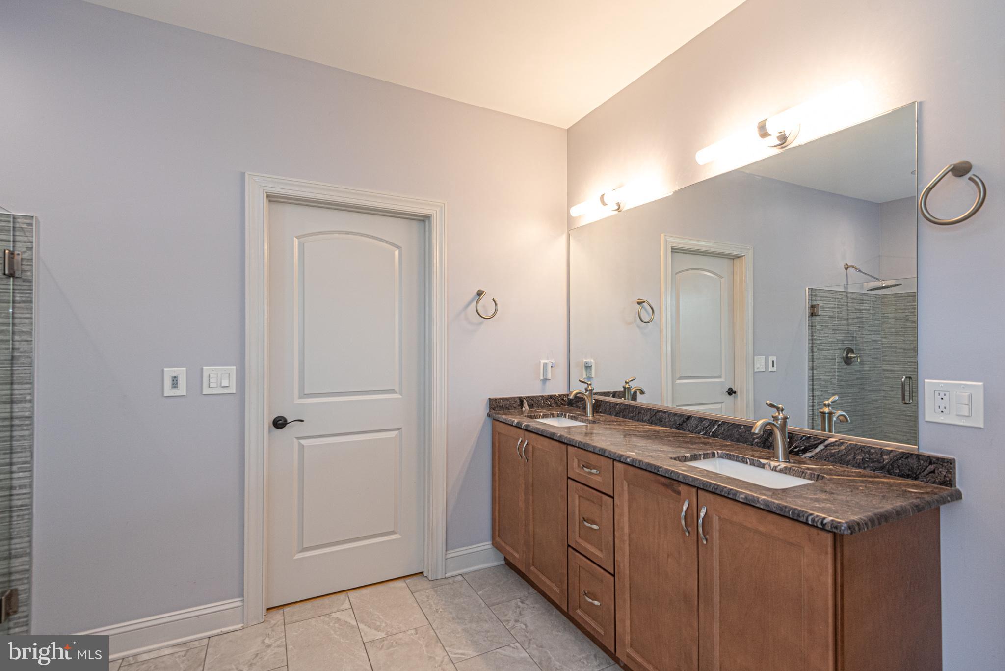 KINGSTON RIDGE - Residential