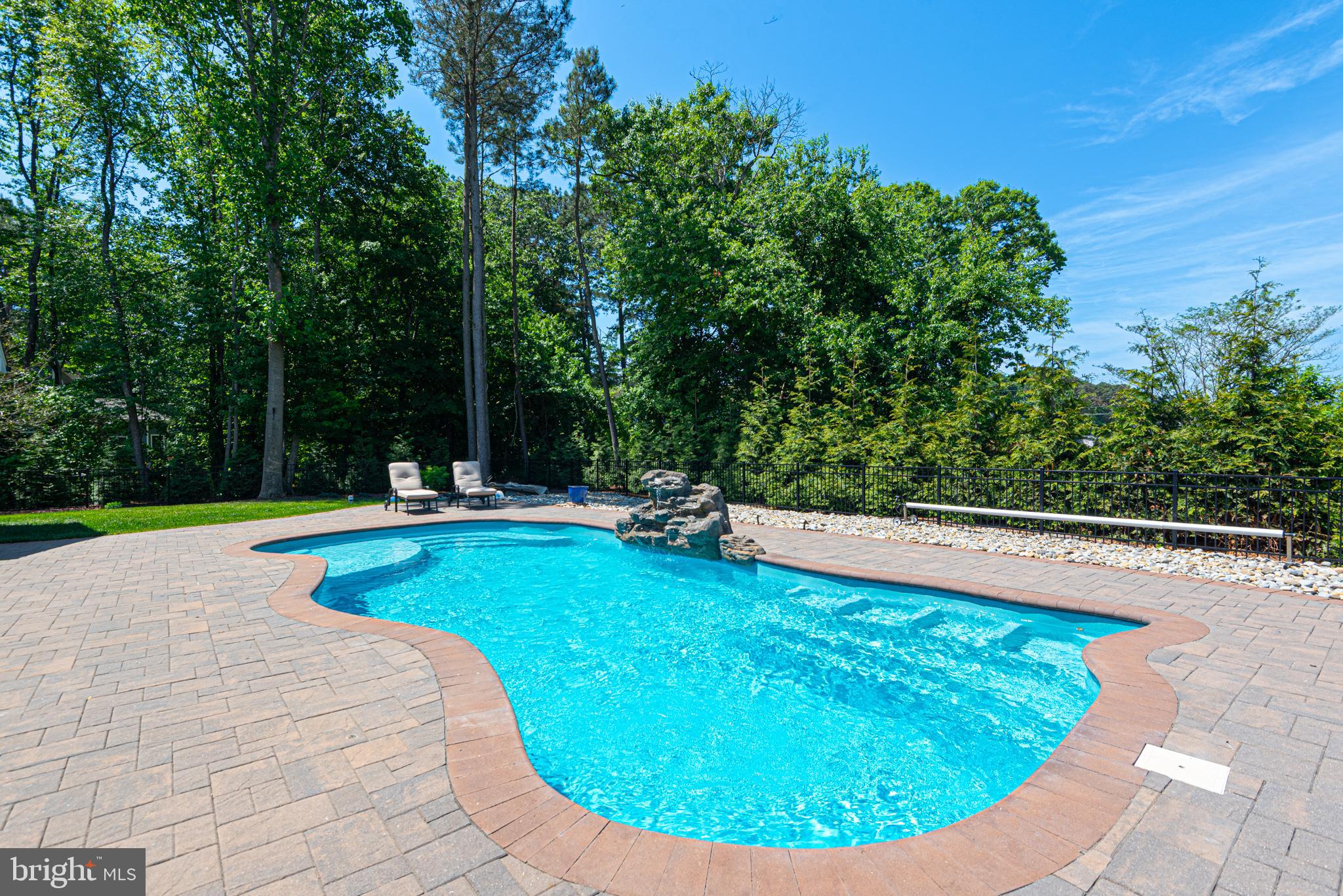 KINGSTON RIDGE - Residential