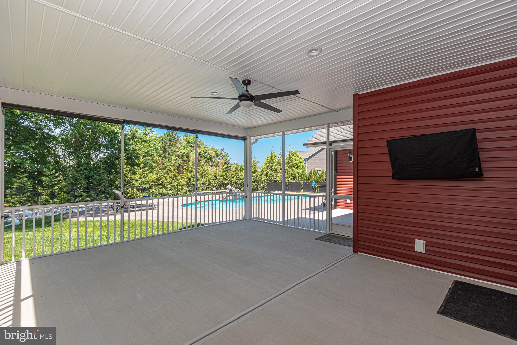 KINGSTON RIDGE - Residential