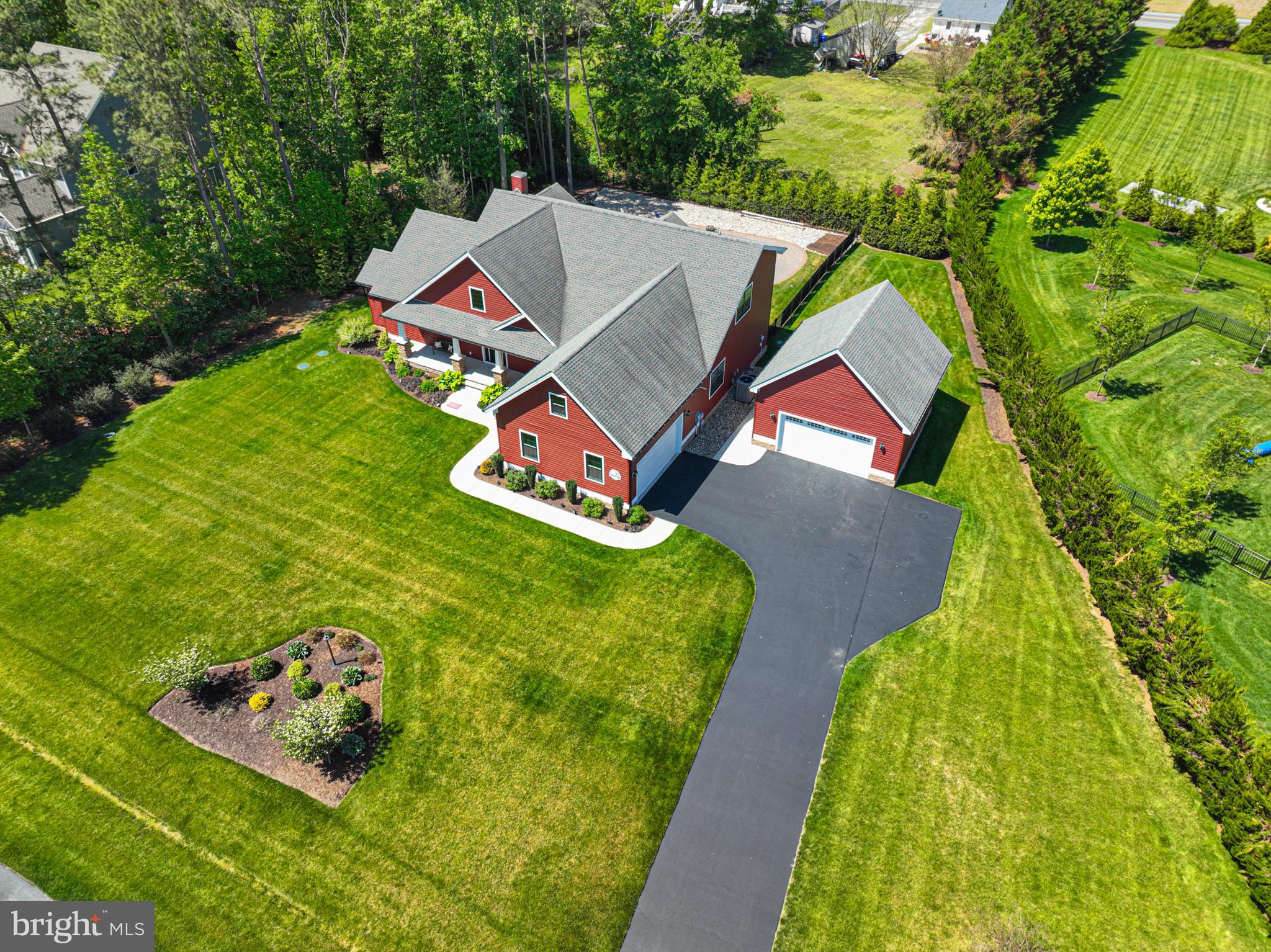 KINGSTON RIDGE - Residential