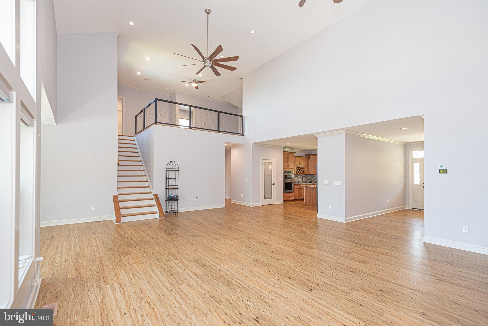 KINGSTON RIDGE - Residential