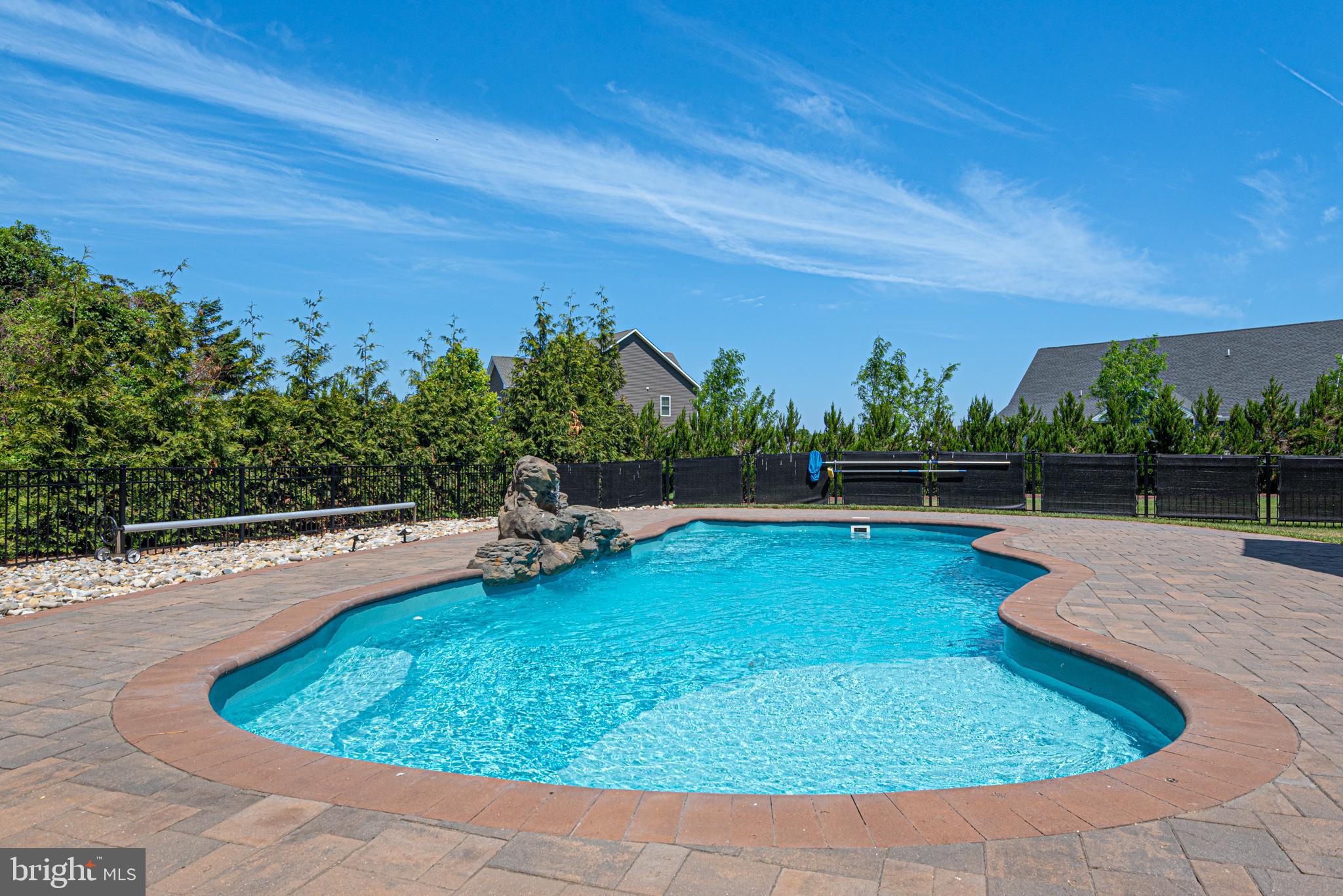 KINGSTON RIDGE - Residential