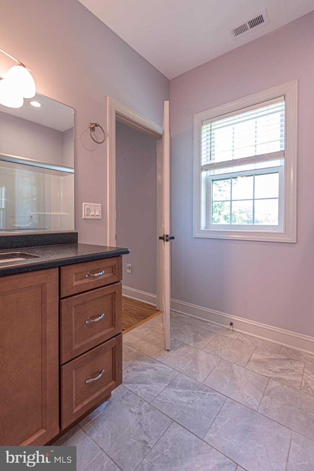 KINGSTON RIDGE - Residential