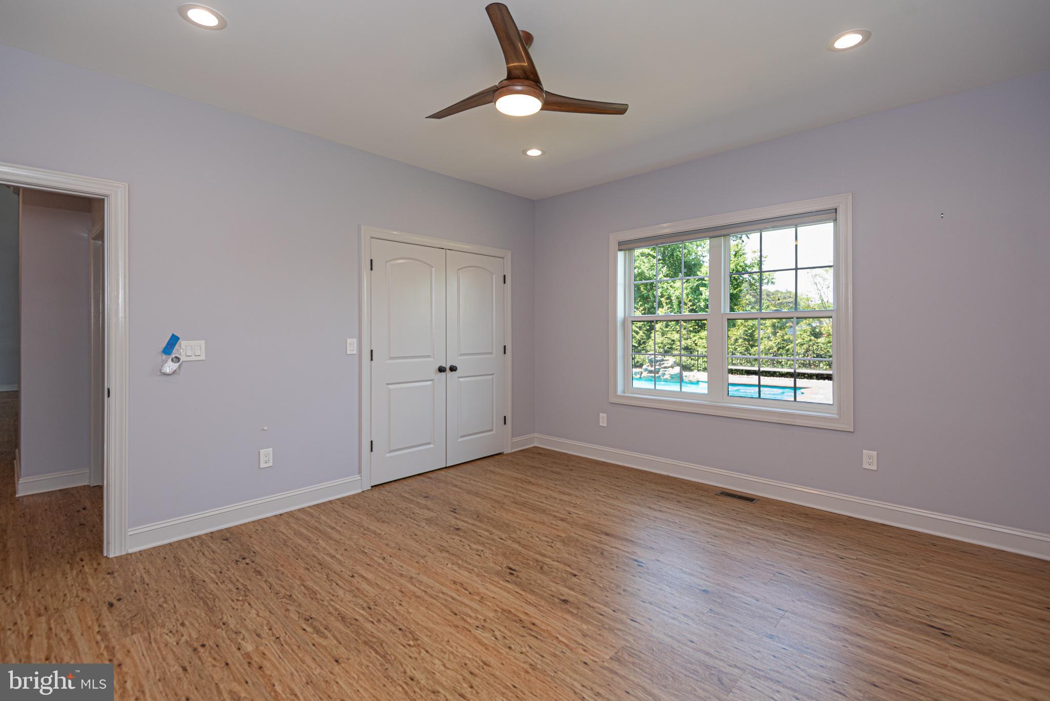 KINGSTON RIDGE - Residential