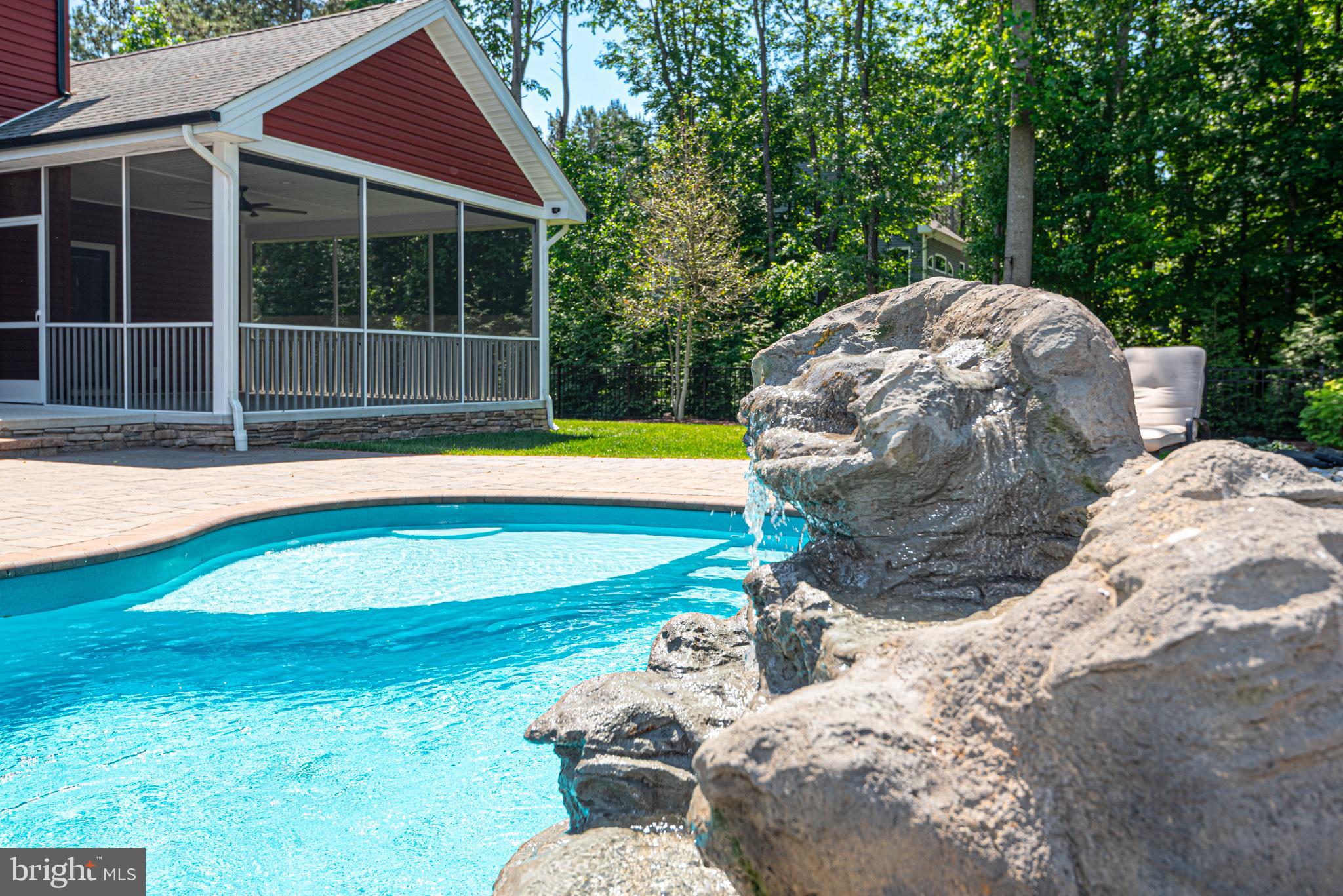KINGSTON RIDGE - Residential