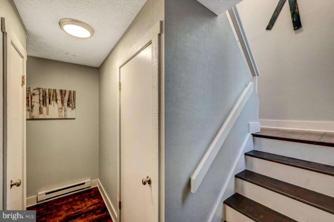 SNOW RIDGE VILLAGE - Residential