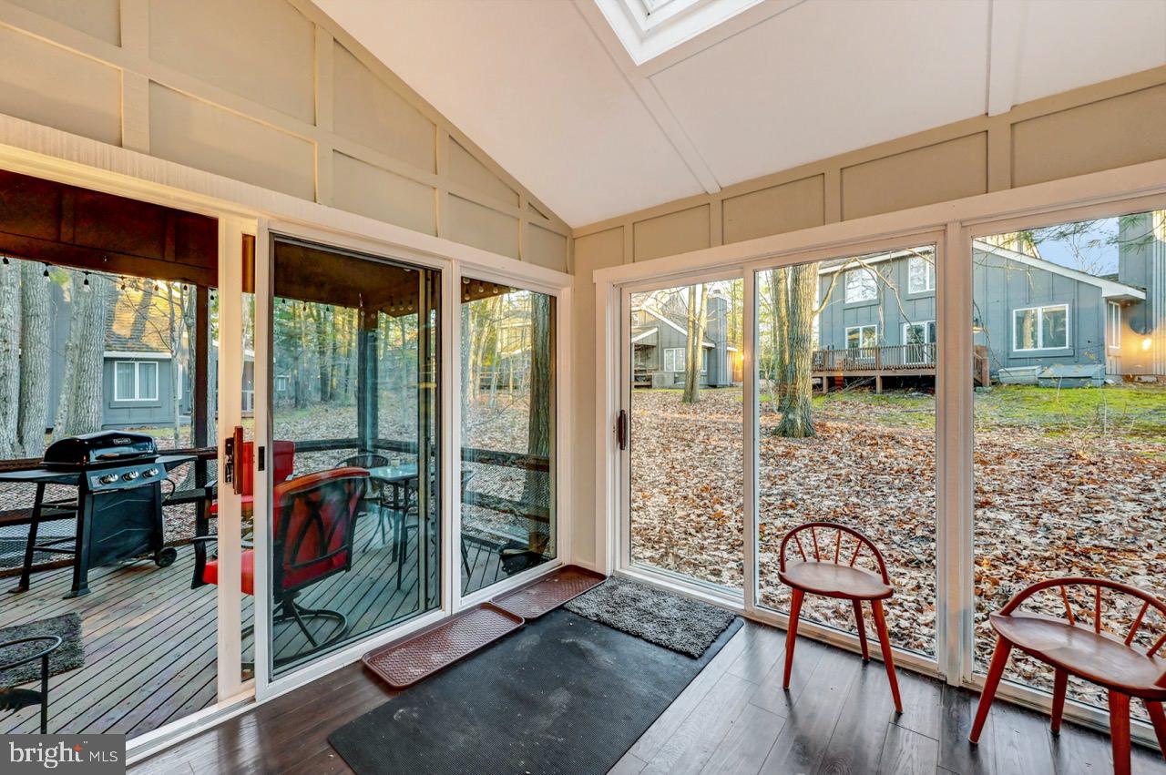 SNOW RIDGE VILLAGE - Residential