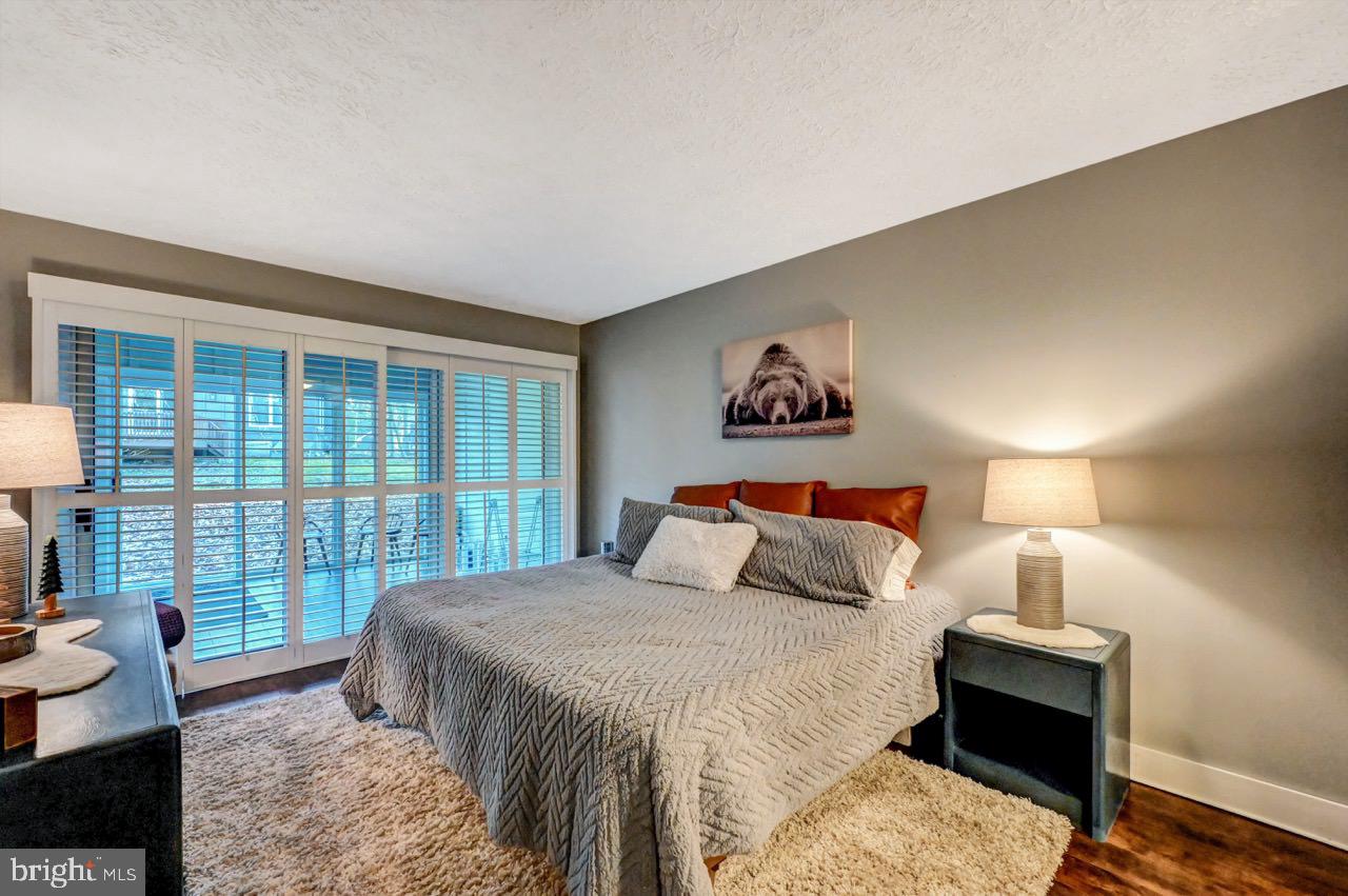 SNOW RIDGE VILLAGE - Residential