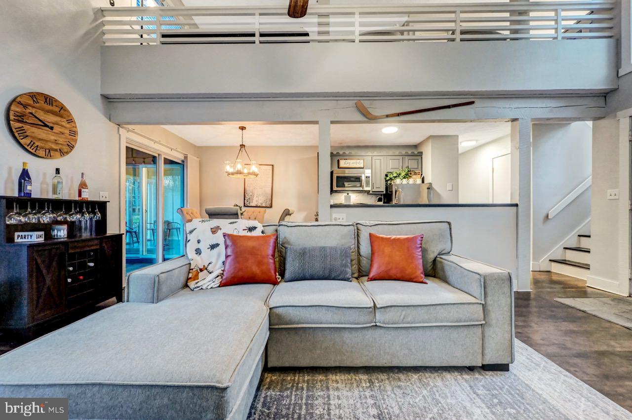 SNOW RIDGE VILLAGE - Residential