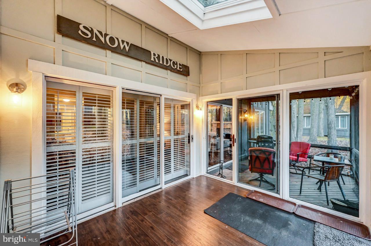 SNOW RIDGE VILLAGE - Residential