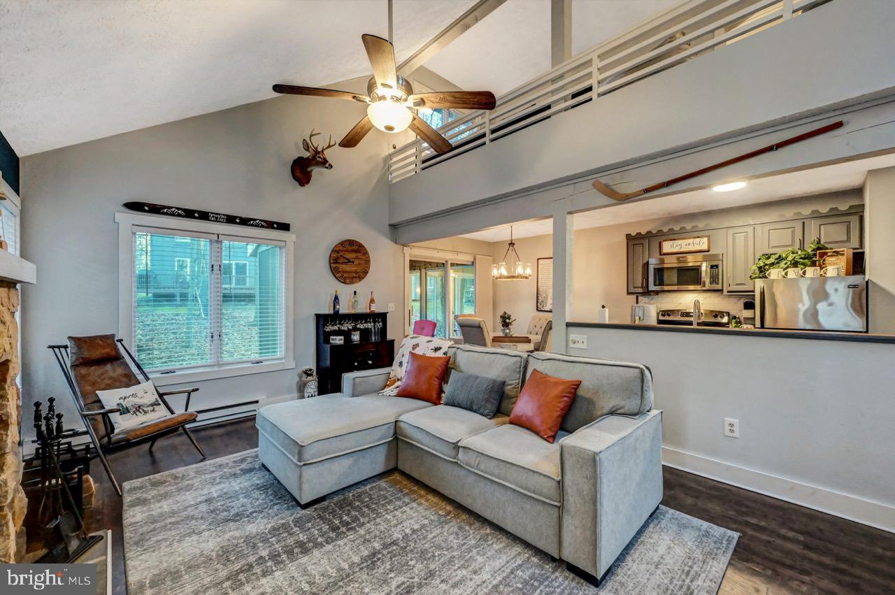 SNOW RIDGE VILLAGE - Residential