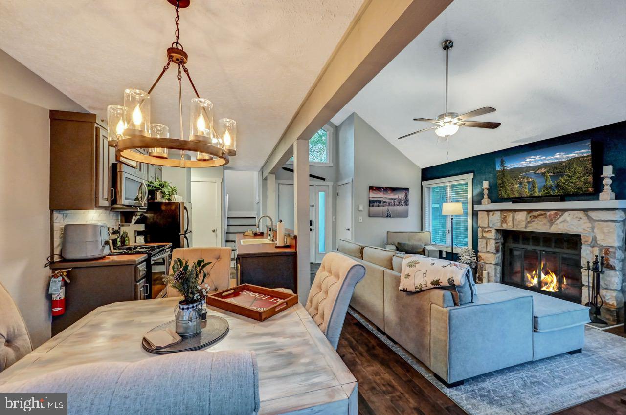 SNOW RIDGE VILLAGE - Residential