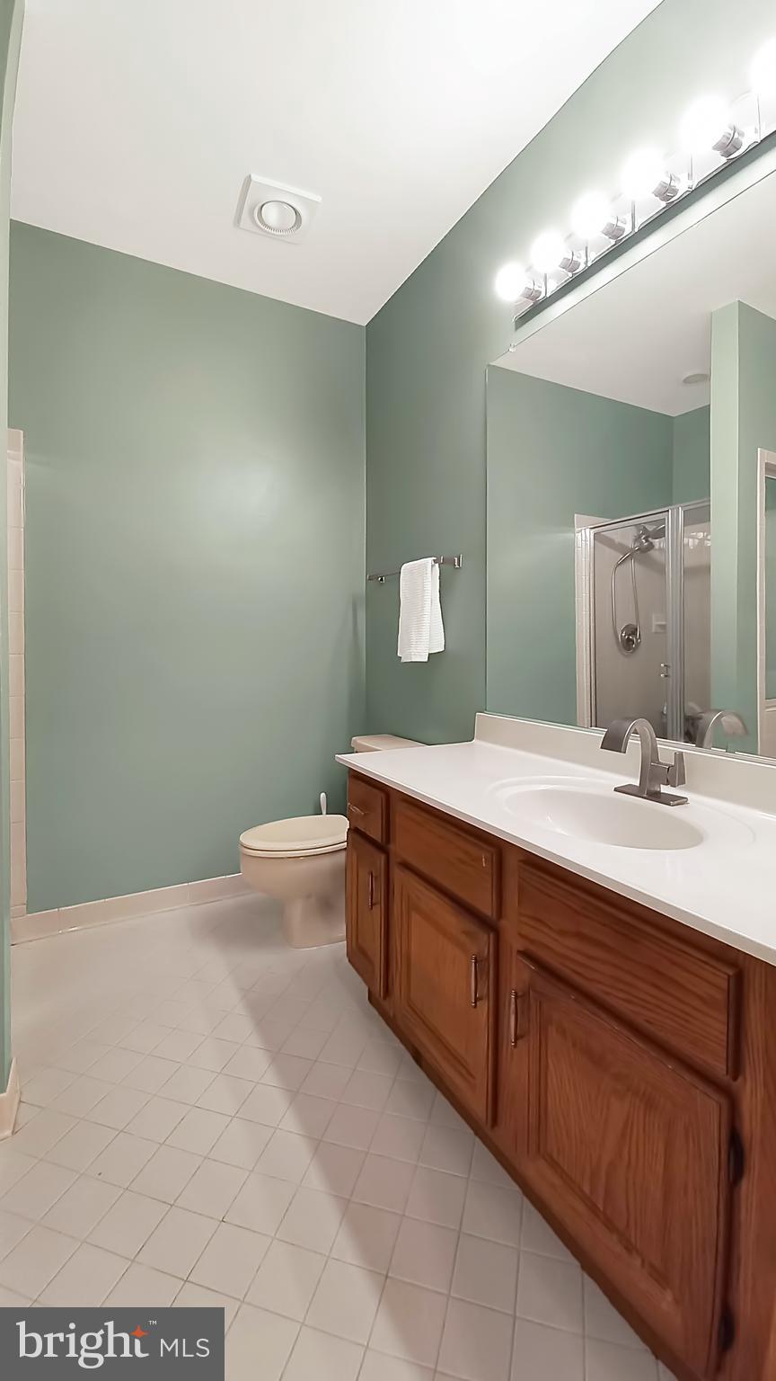 BENTLEY PLACE - Residential Lease