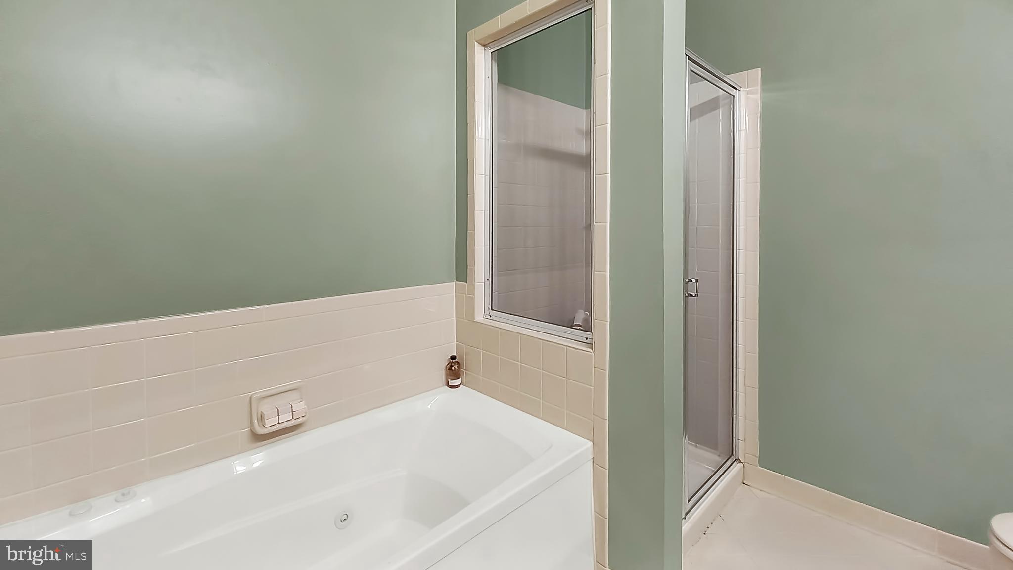 BENTLEY PLACE - Residential Lease