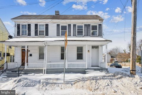 Townhouse For Sale - 369 E Broadway<br/> SALEM, NJ 08079