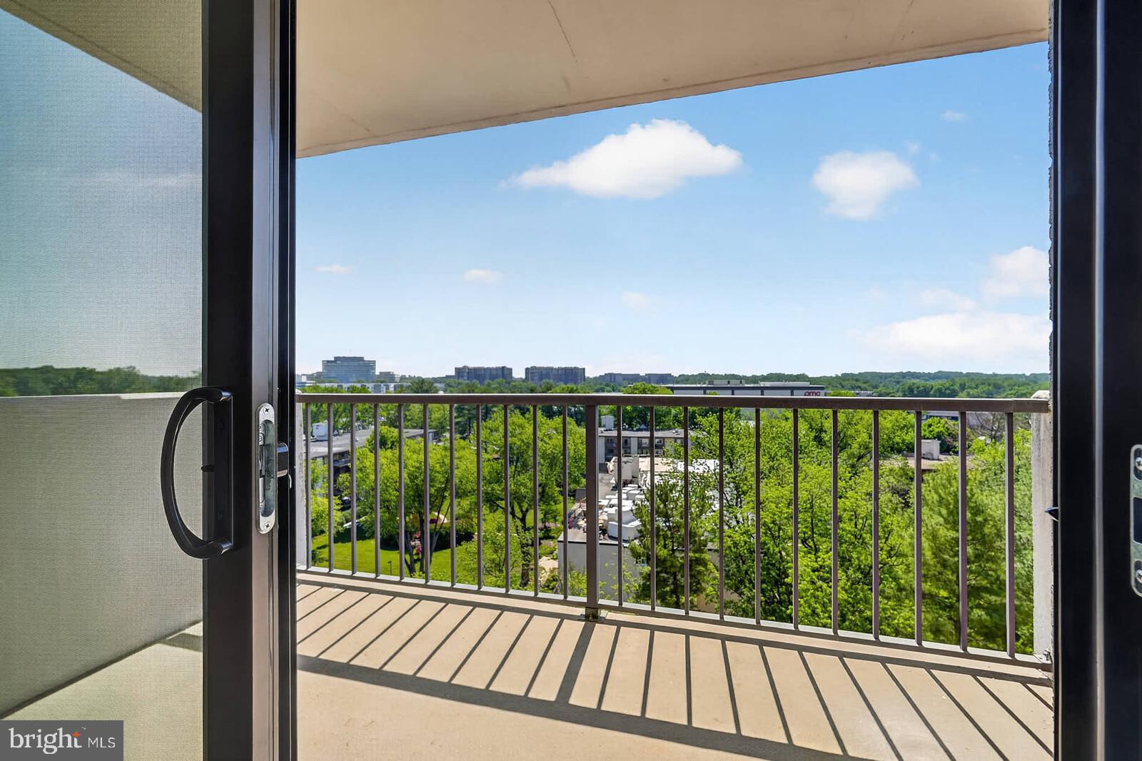 WESTLAKE PARK - Residential