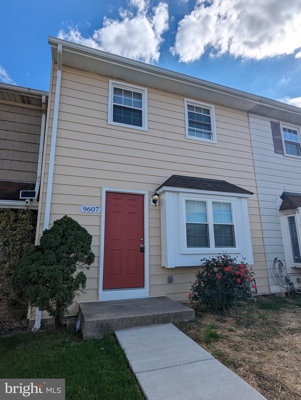 KINGS COURT - Residential