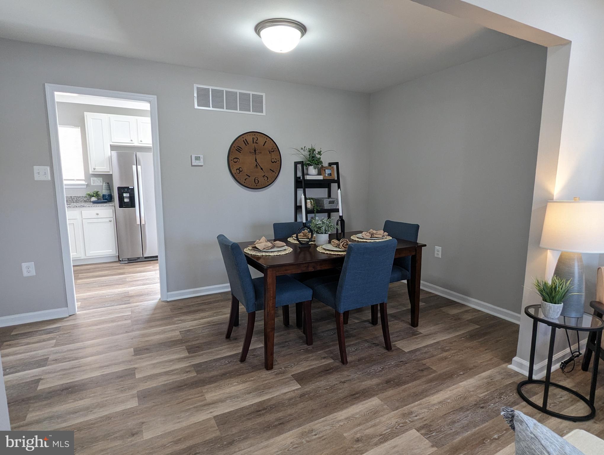 KINGS COURT - Residential