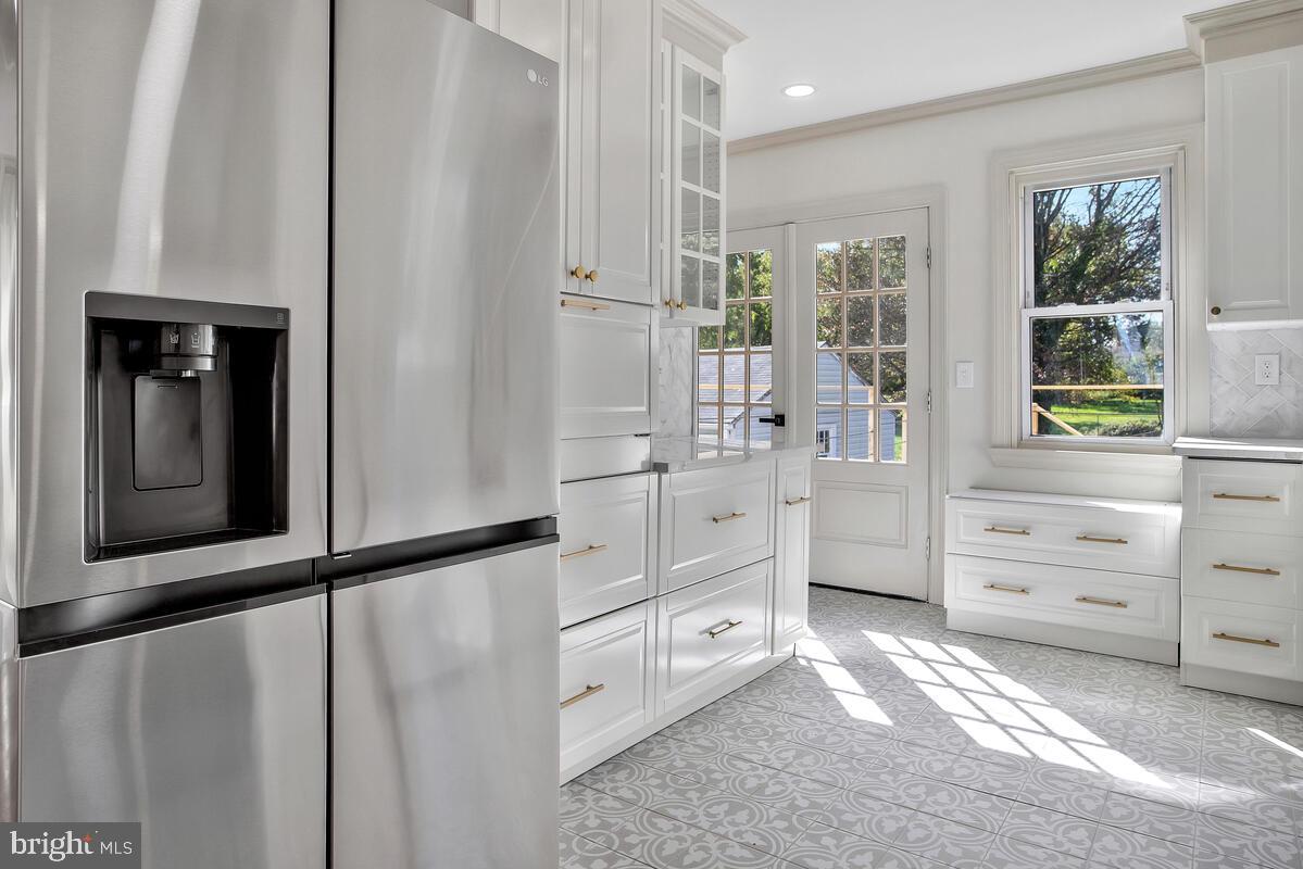 OVERLEA - Residential