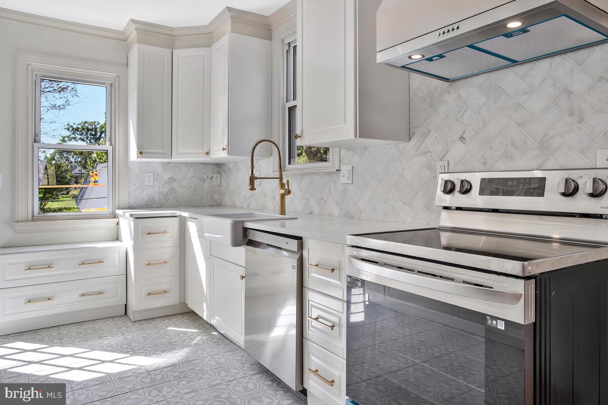 OVERLEA - Residential