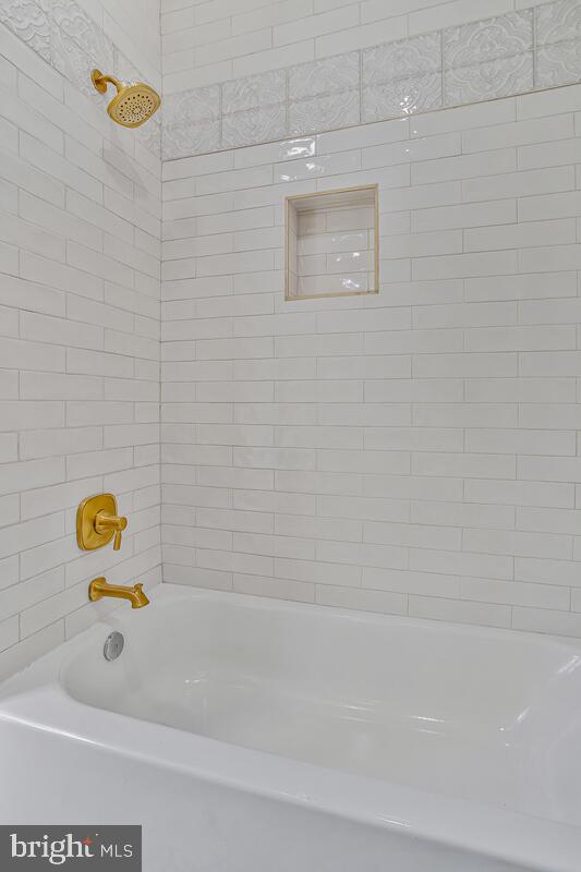 OVERLEA - Residential