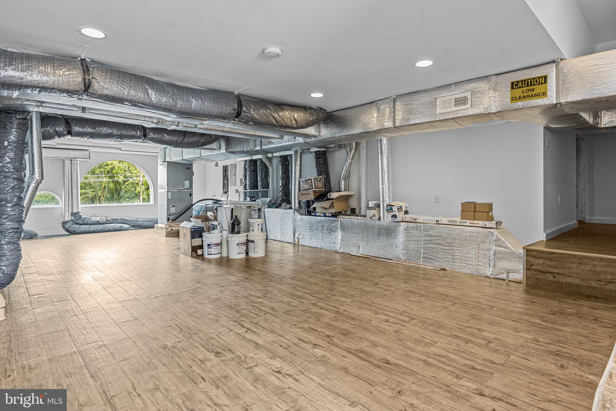 HUNTINGDON VALLEY - Residential