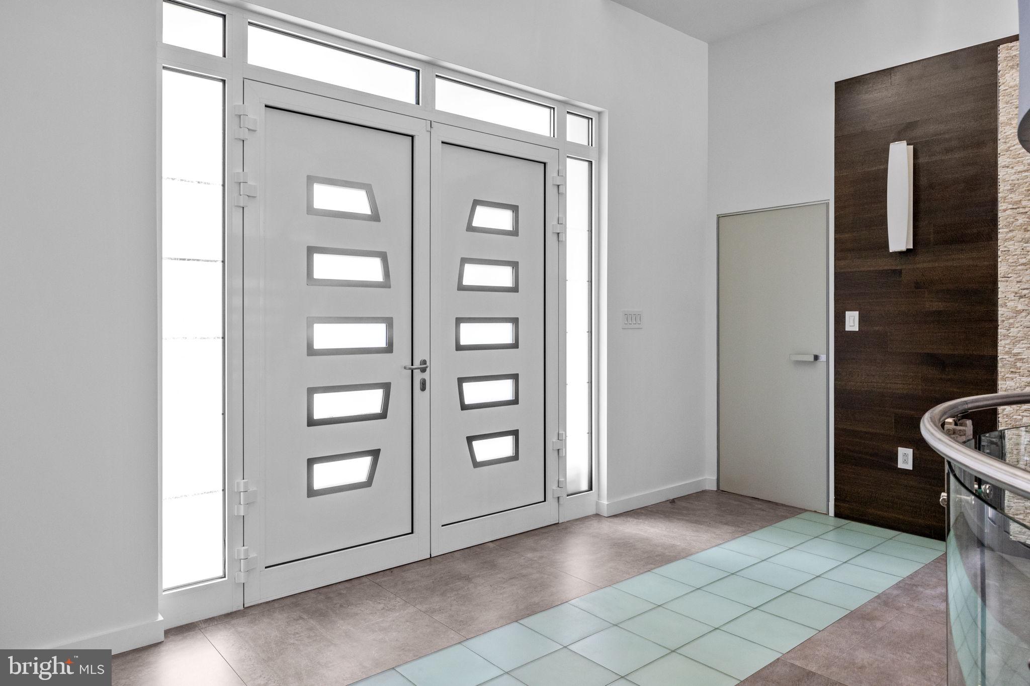 HUNTINGDON VALLEY - Residential