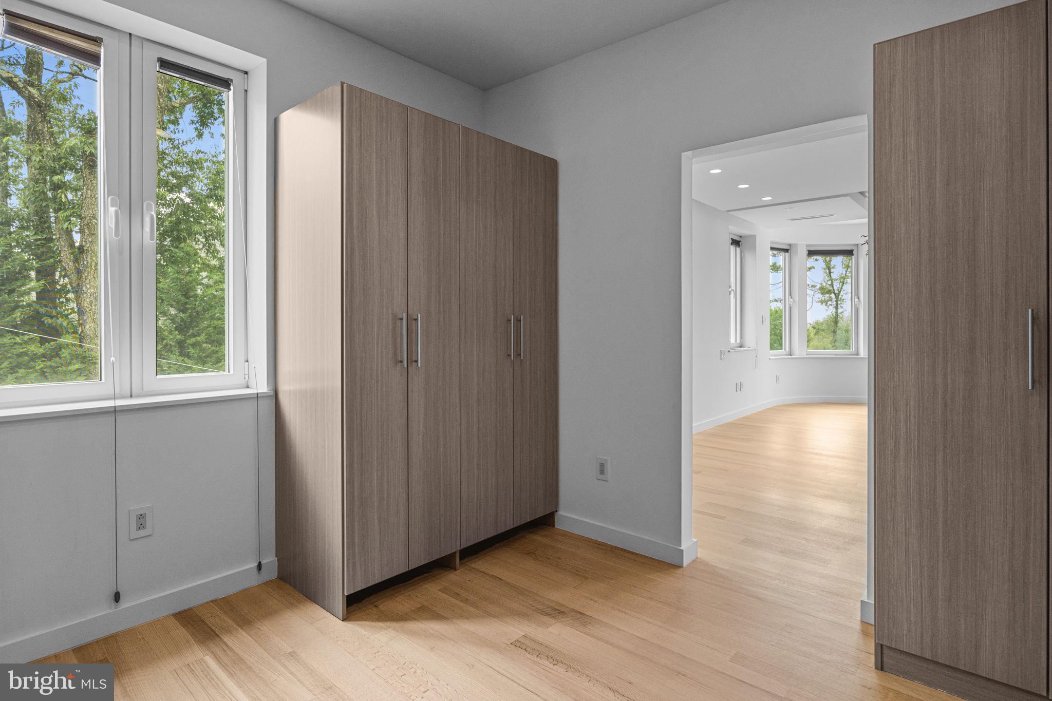 HUNTINGDON VALLEY - Residential