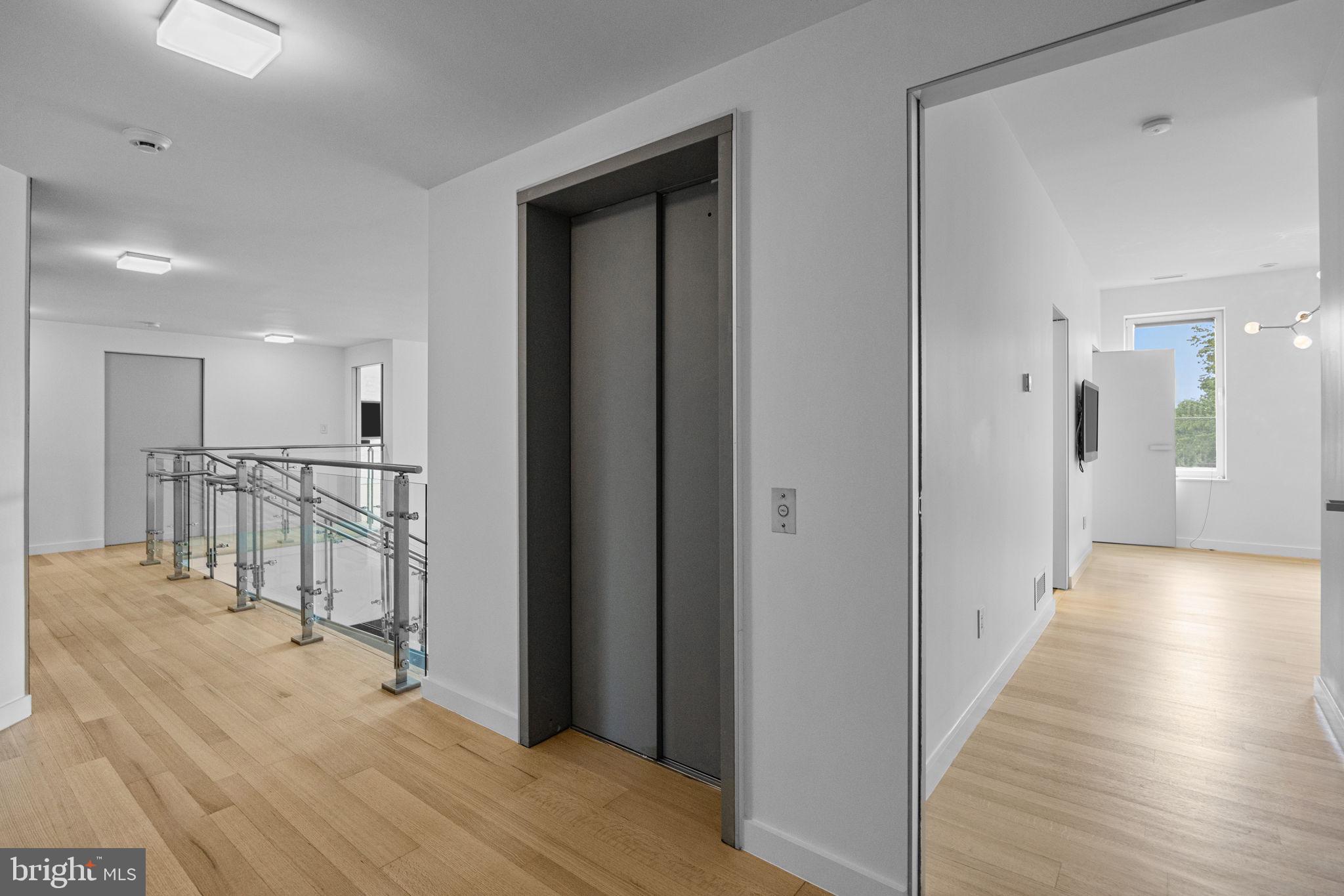 HUNTINGDON VALLEY - Residential