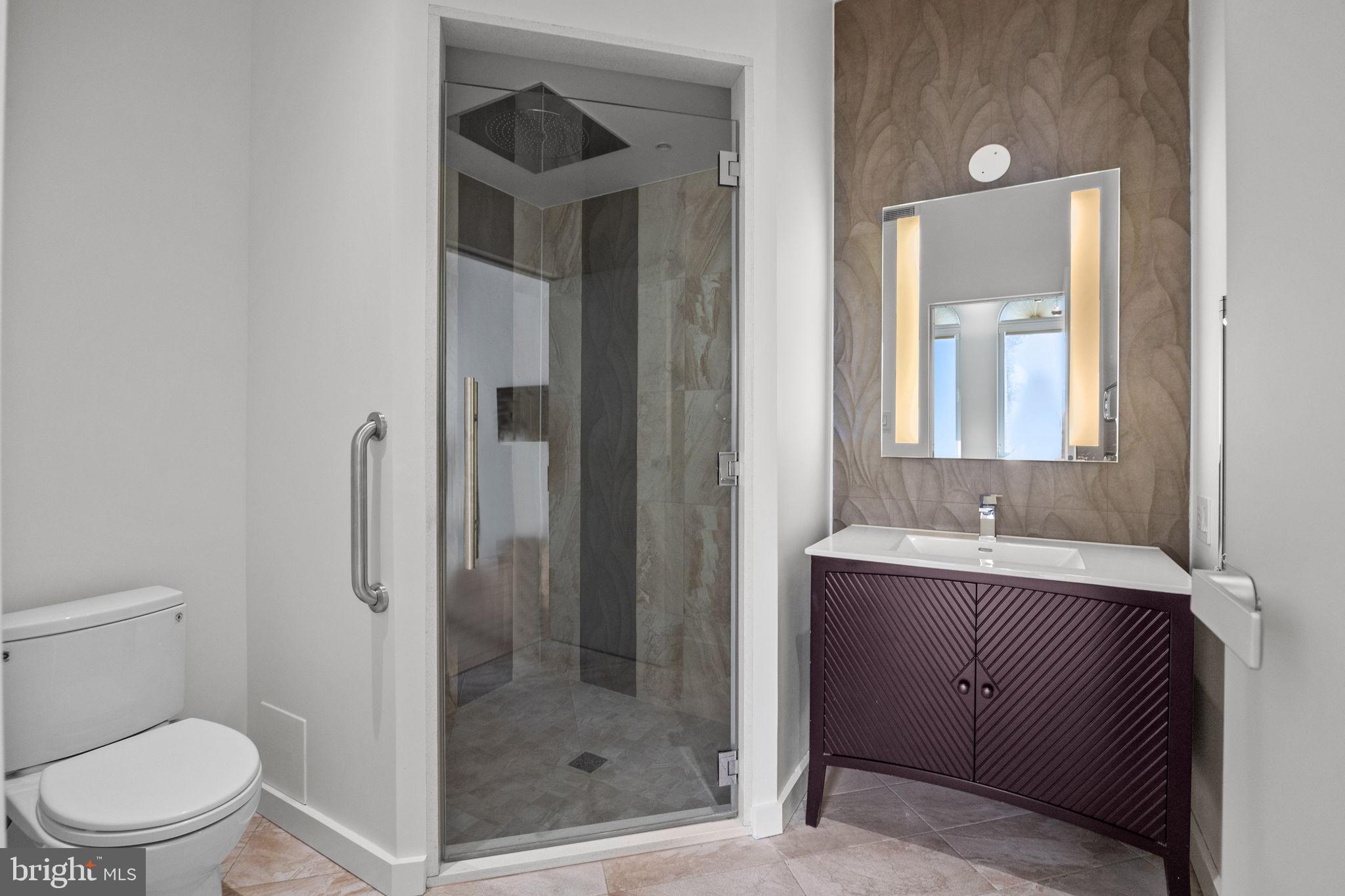 HUNTINGDON VALLEY - Residential