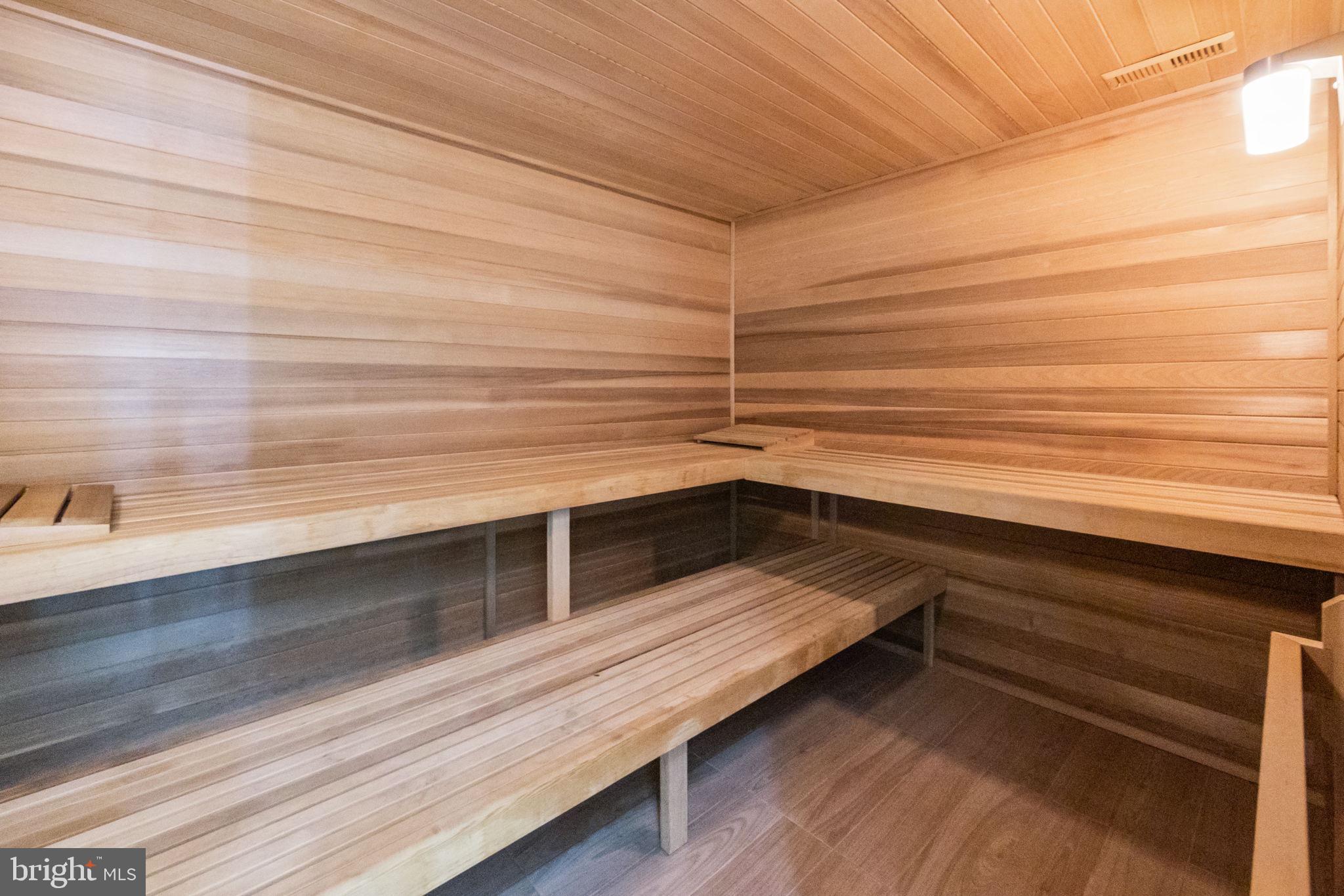 HUNTINGDON VALLEY - Residential