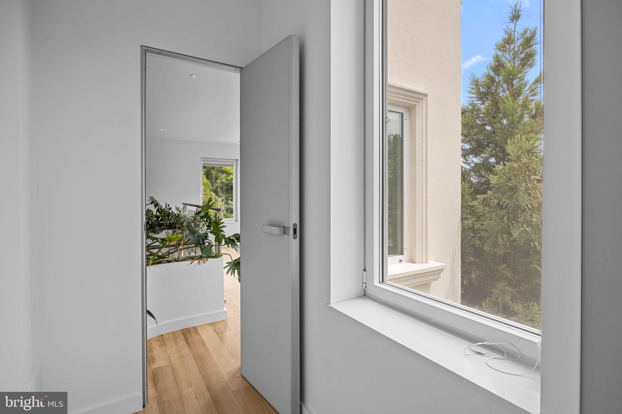 HUNTINGDON VALLEY - Residential