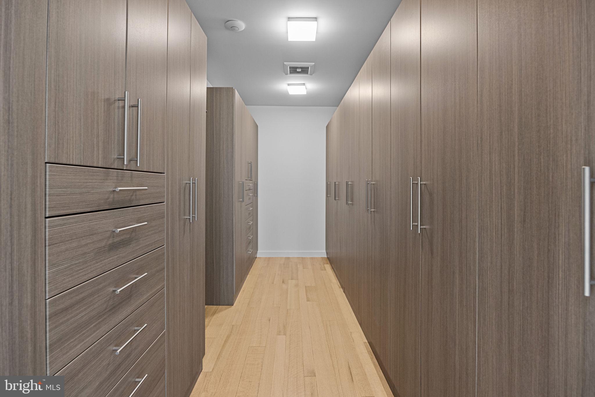 HUNTINGDON VALLEY - Residential