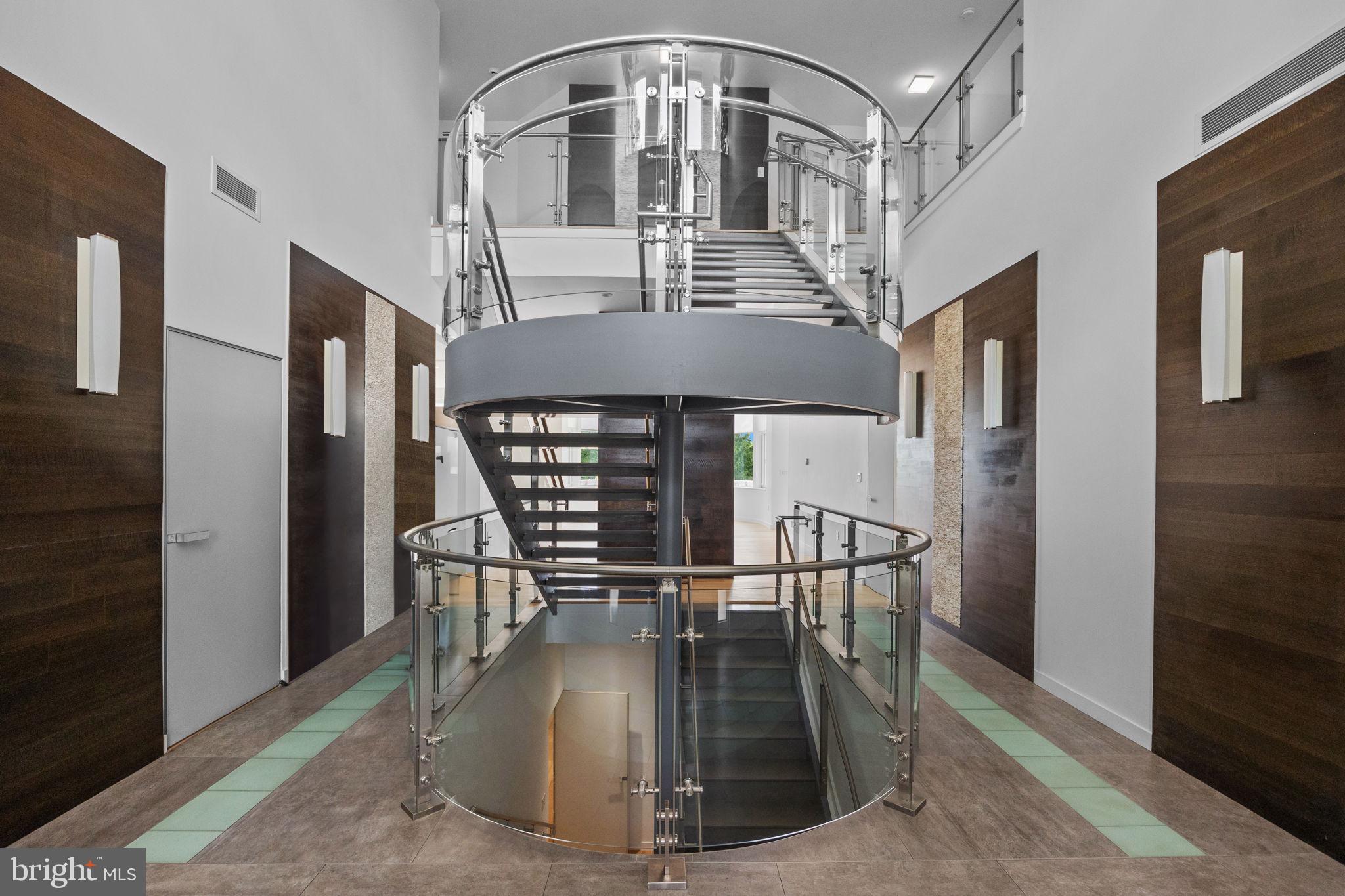 HUNTINGDON VALLEY - Residential