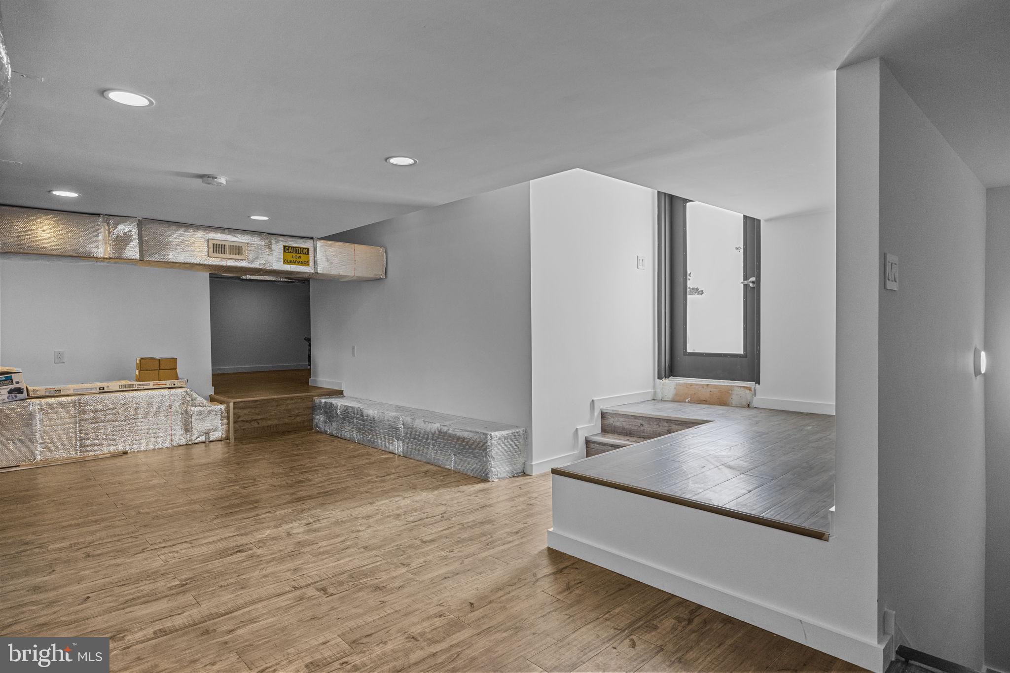 HUNTINGDON VALLEY - Residential