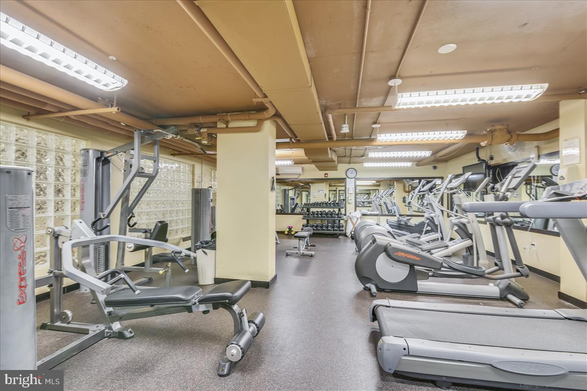 FOGGY BOTTOM - Residential Lease