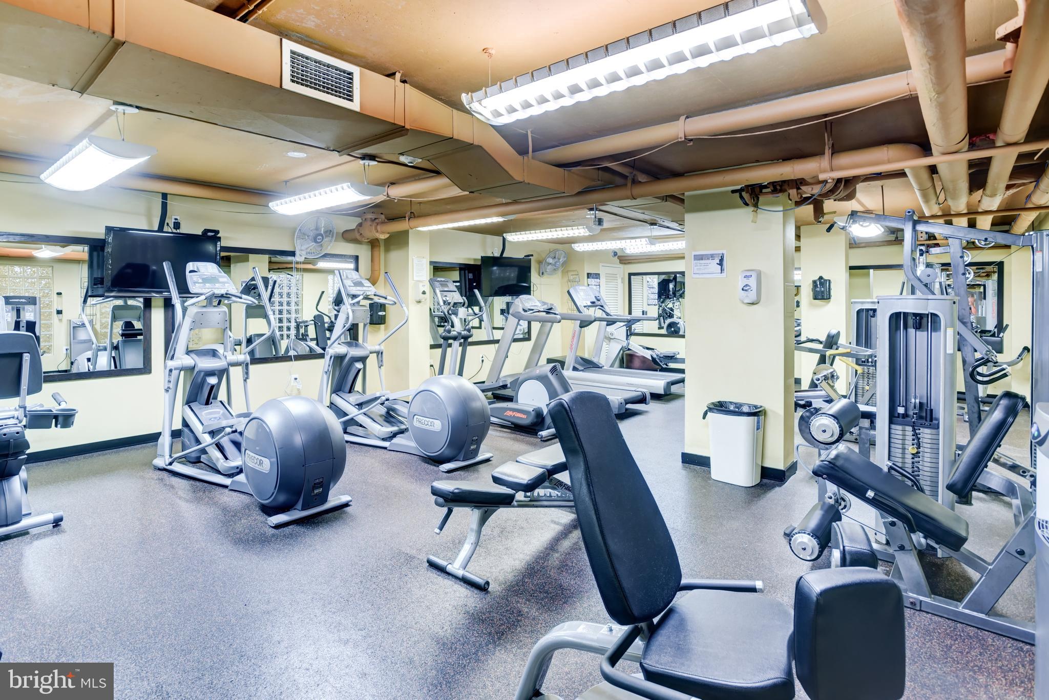 FOGGY BOTTOM - Residential Lease
