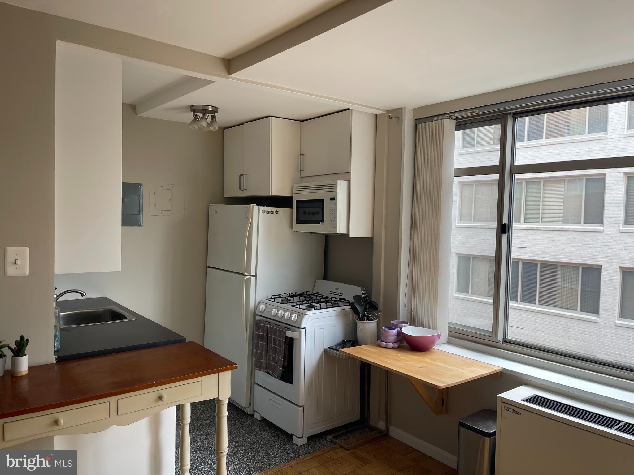 FOGGY BOTTOM - Residential Lease