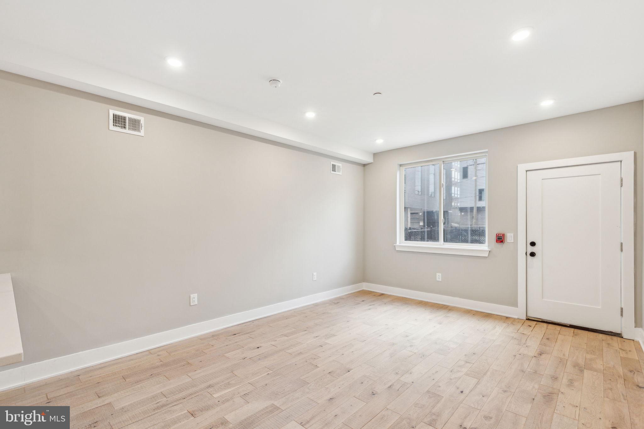 FISHTOWN - Residential Lease