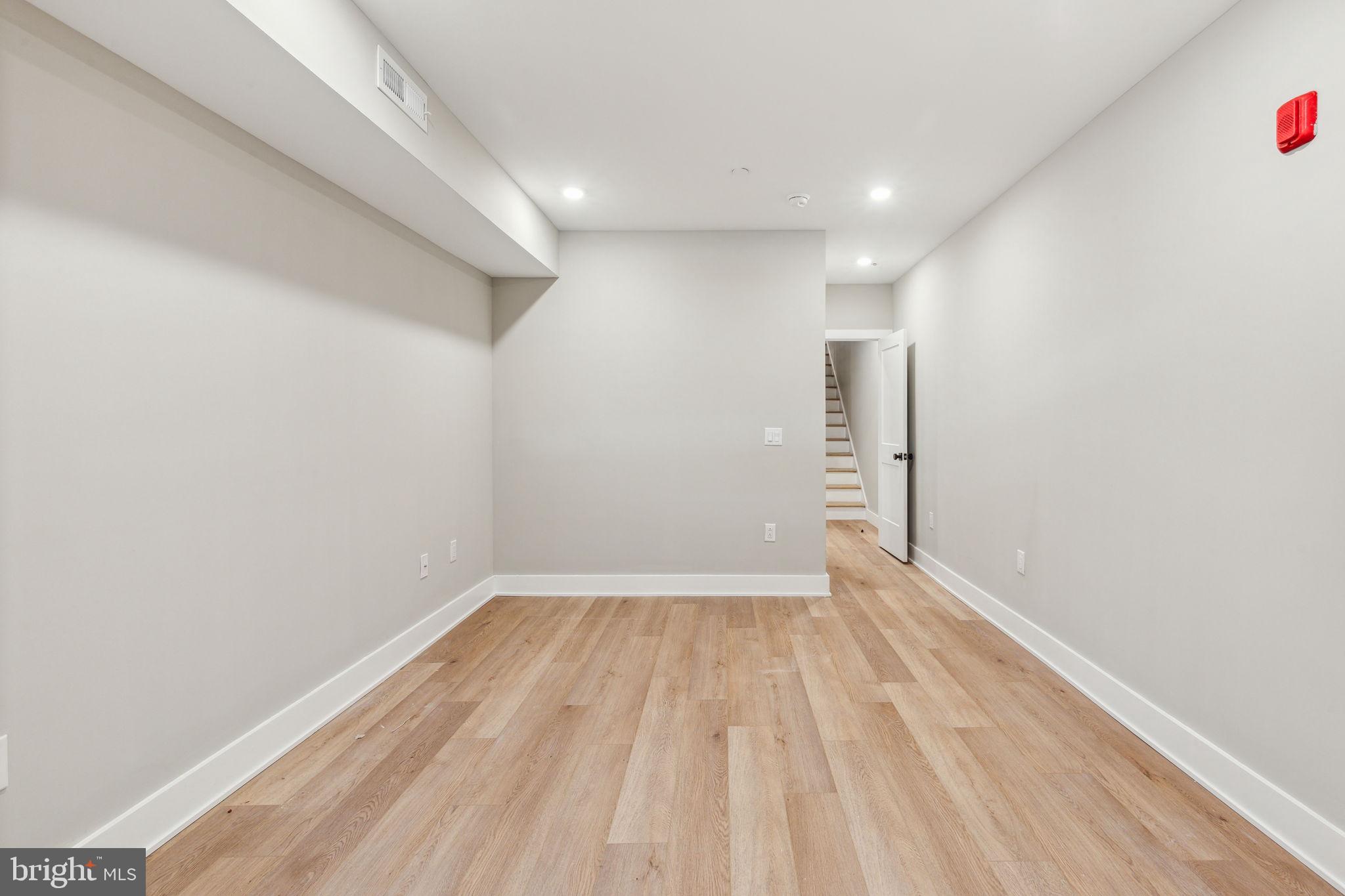 FISHTOWN - Residential Lease