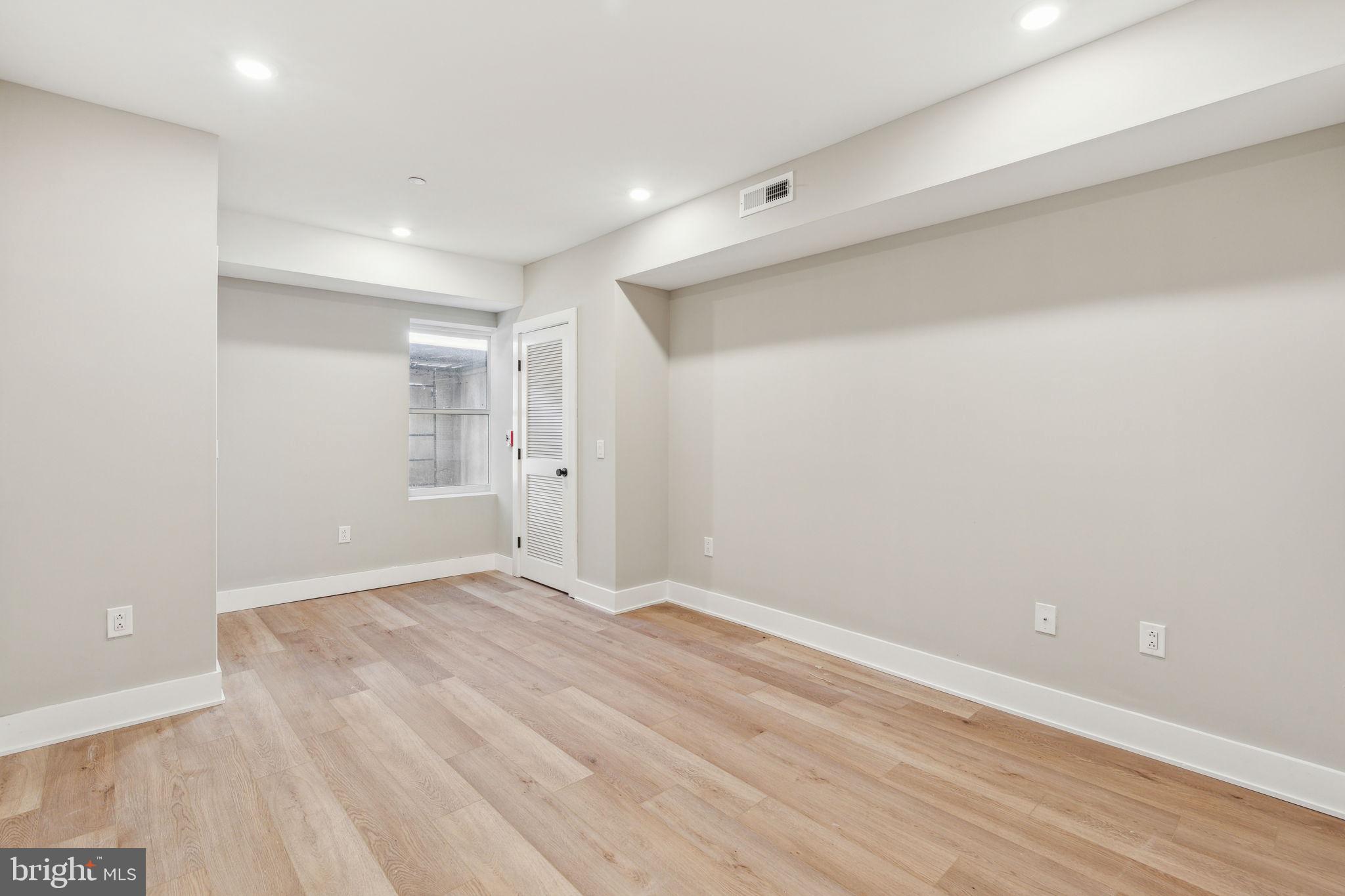 FISHTOWN - Residential Lease