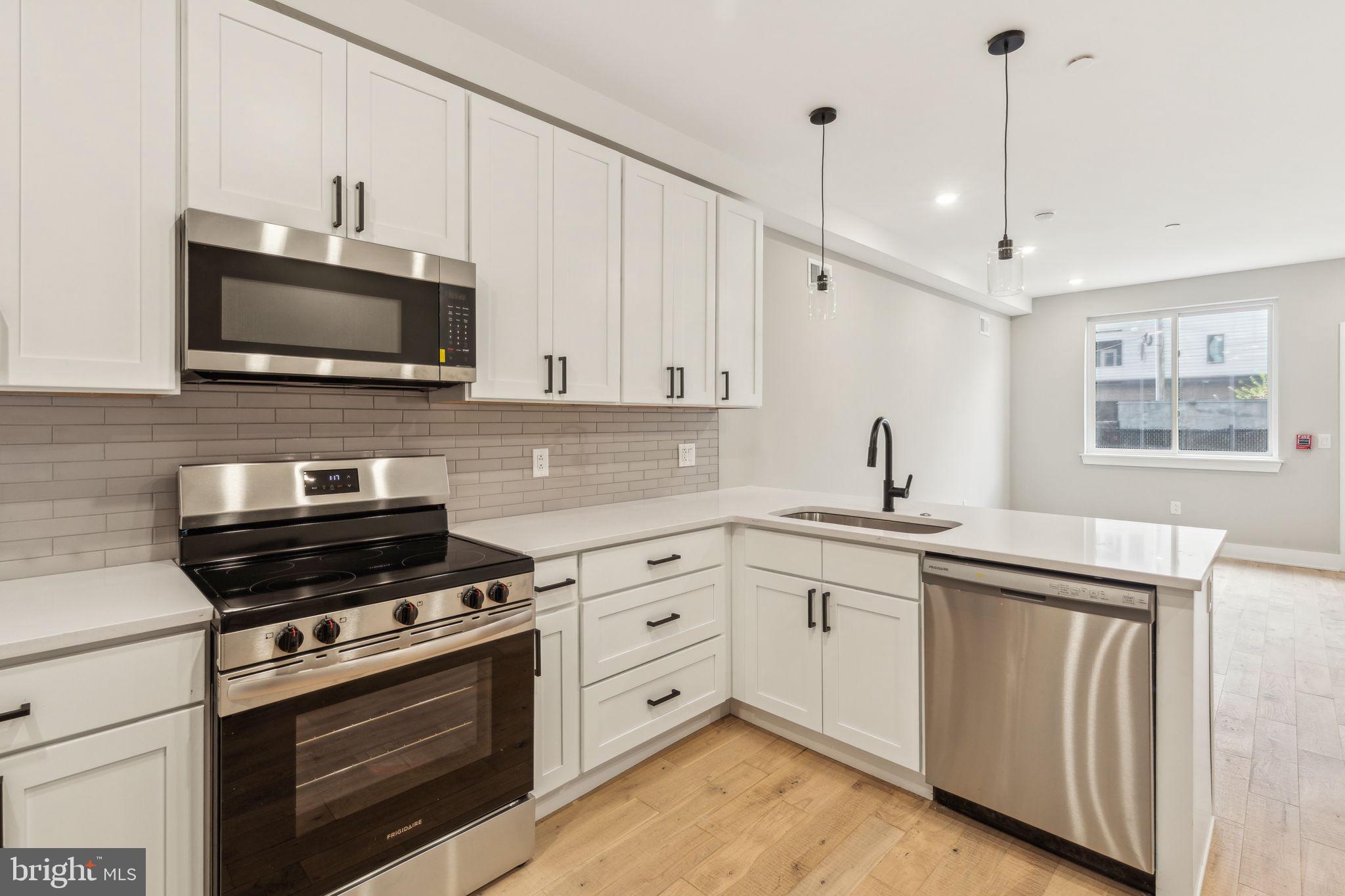 FISHTOWN - Residential Lease