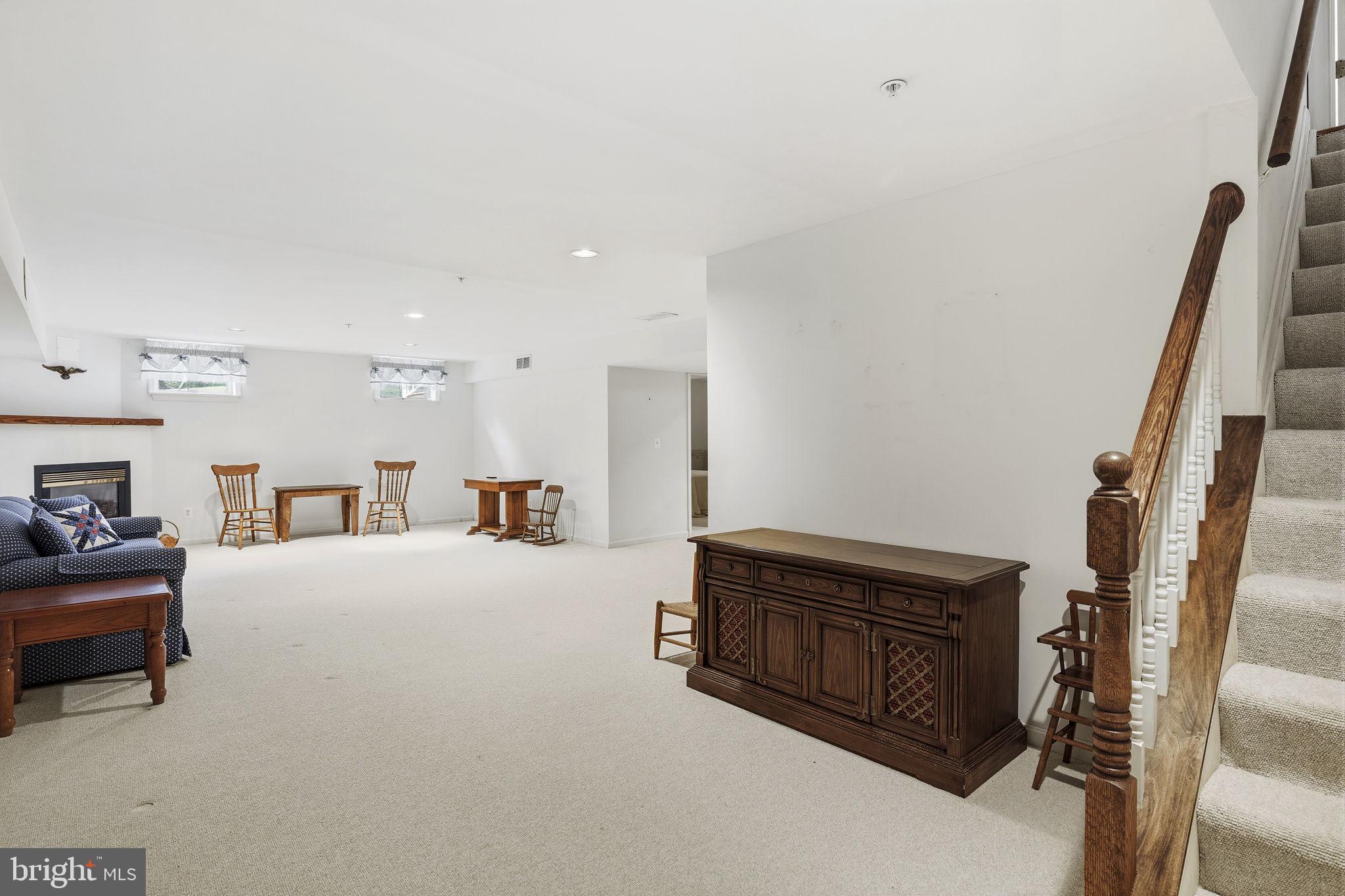 BARRINGTON - Residential
