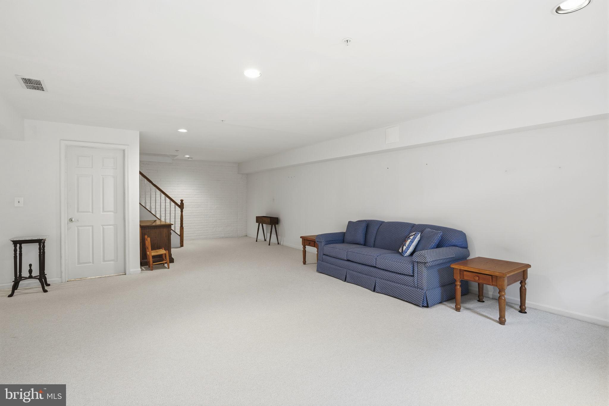 BARRINGTON - Residential