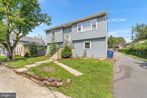 142 LAWN PARK LAWRENCE NJ 08648